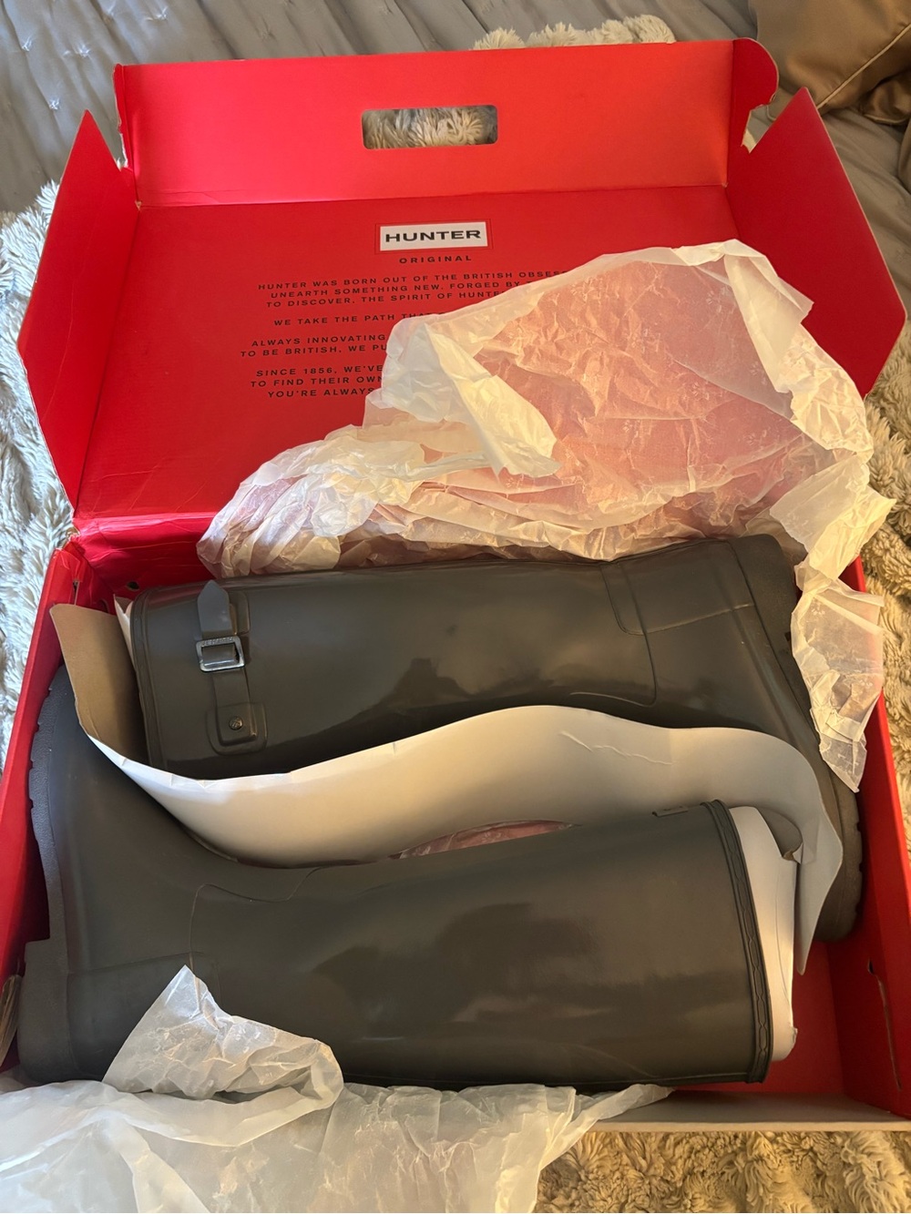 Hunter Classic Women's Grey Waterproof Refined Gloss Tall Rain Boots - Picture 8 of 10